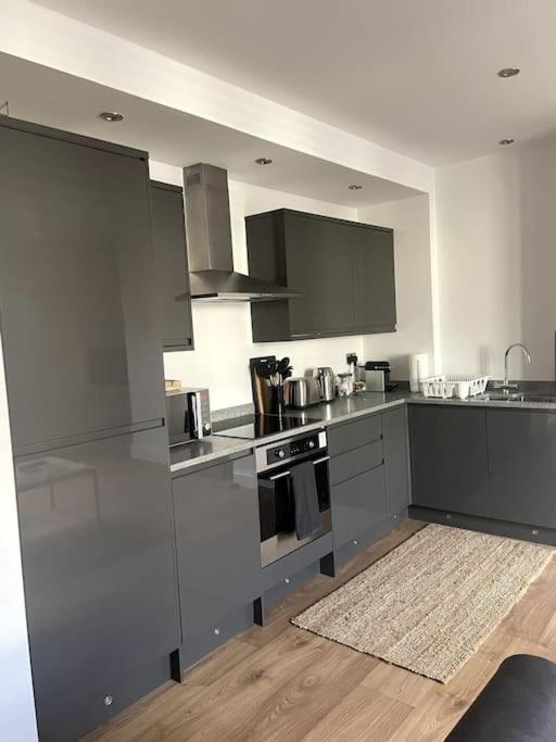 Abergavenny Center 2-Bed Flat 아파트 외부 사진